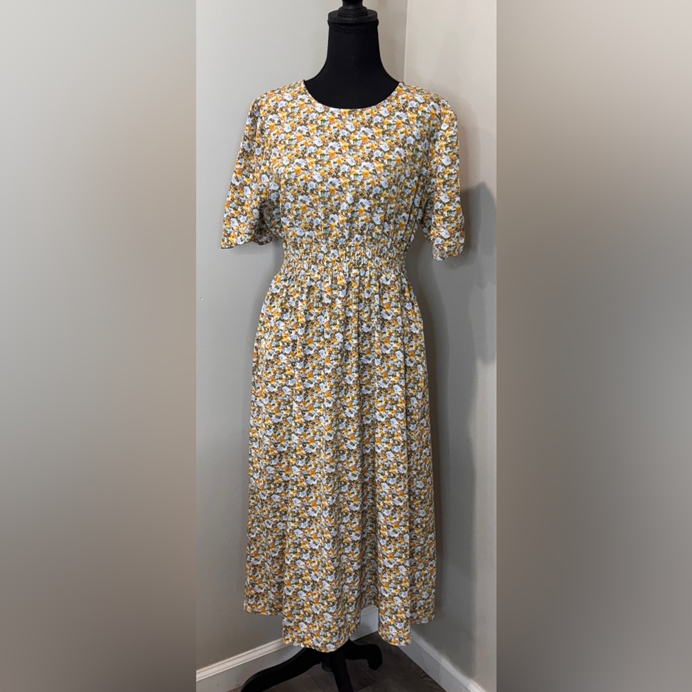 Hayden‎ LA Floral Prairie Midi Dress Cottagecore Boho Smocked Waist Large